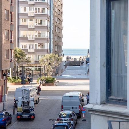 Spacious Apartment Closeby The Sea Up To 6 People! Oostende Eksteriør bilde