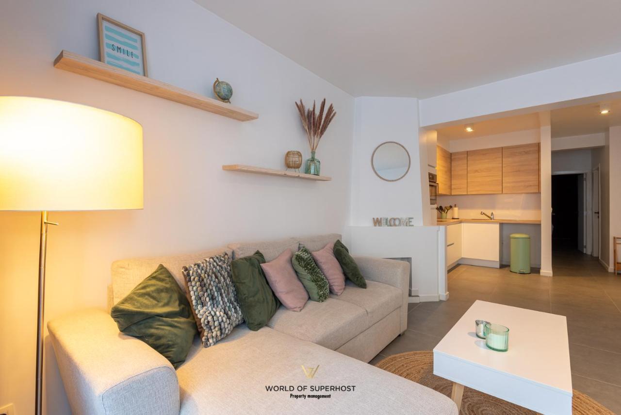 Spacious Apartment Closeby The Sea Up To 6 People! Oostende Eksteriør bilde