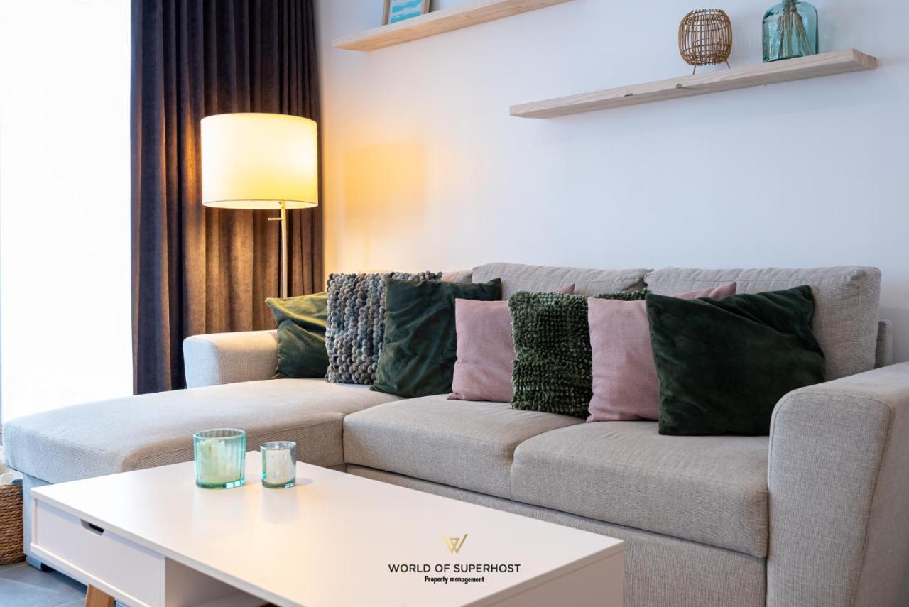 Spacious Apartment Closeby The Sea Up To 6 People! Oostende Eksteriør bilde