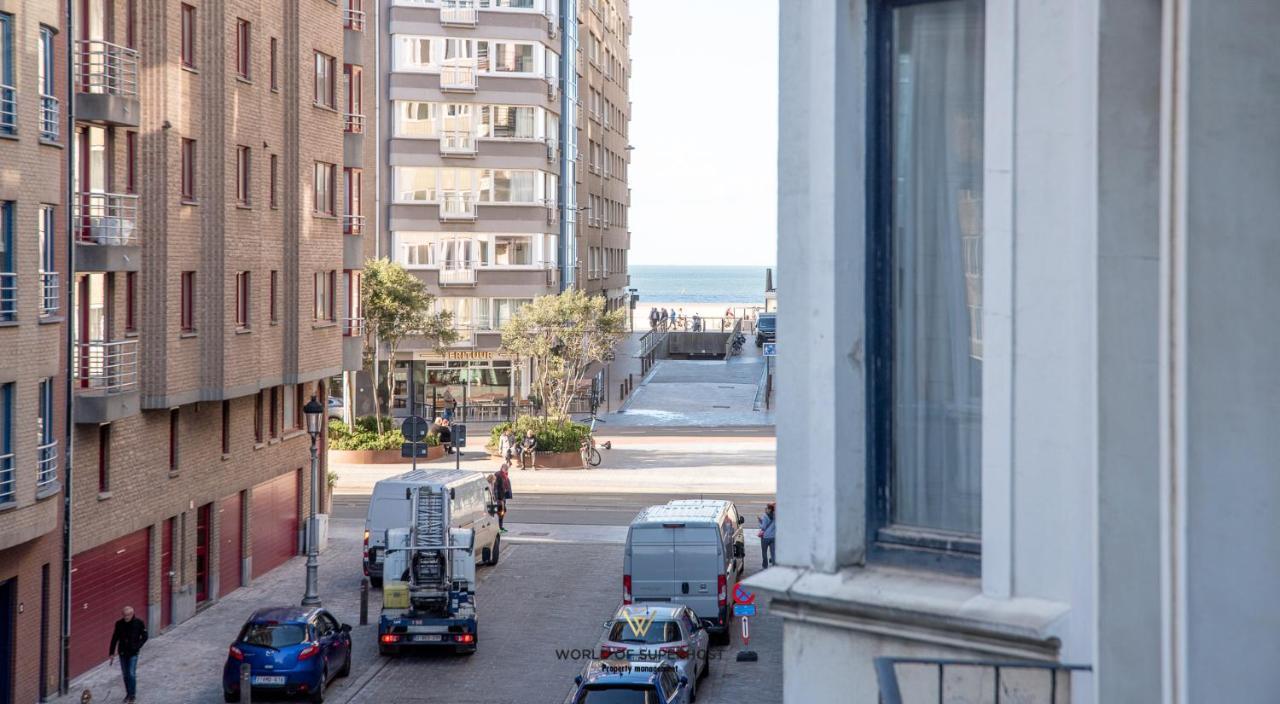 Spacious Apartment Closeby The Sea Up To 6 People! Oostende Eksteriør bilde